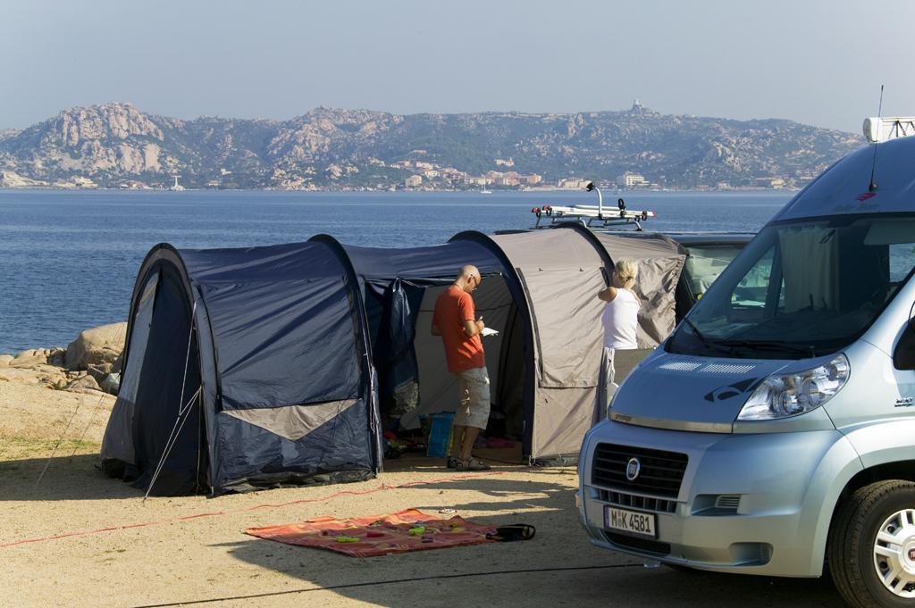 Camping Acapulco Hotel Palau Exterior photo